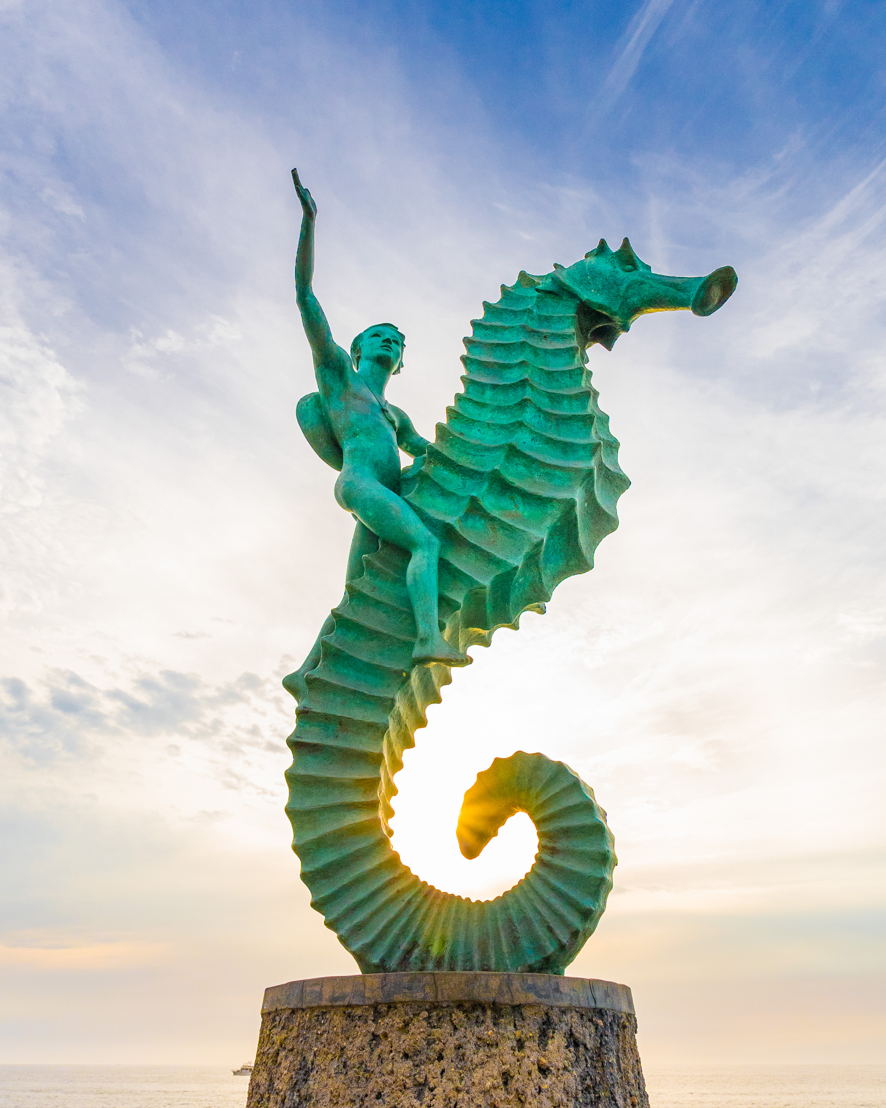 Food and Travel Reader Awards 2024: Conoce a los nominados por Puerto Vallarta