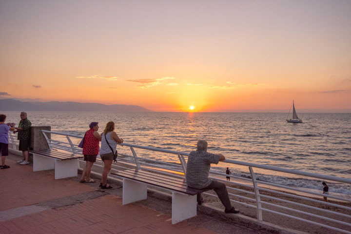 Puerto Vallarta is its peacefulness place