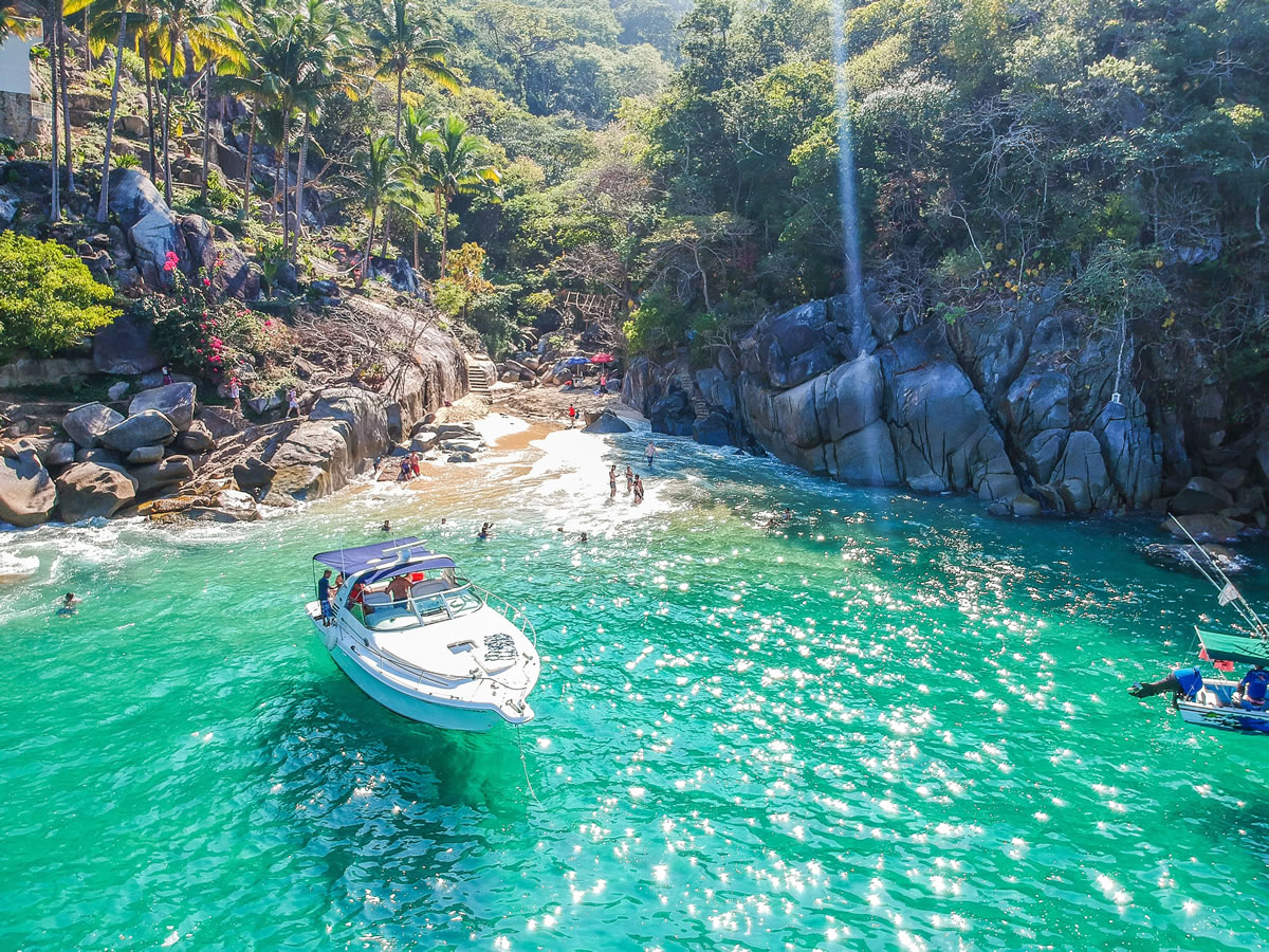 Visita las playas de Puerto Vallarta